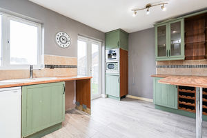 Photo 21- click for photo gallery